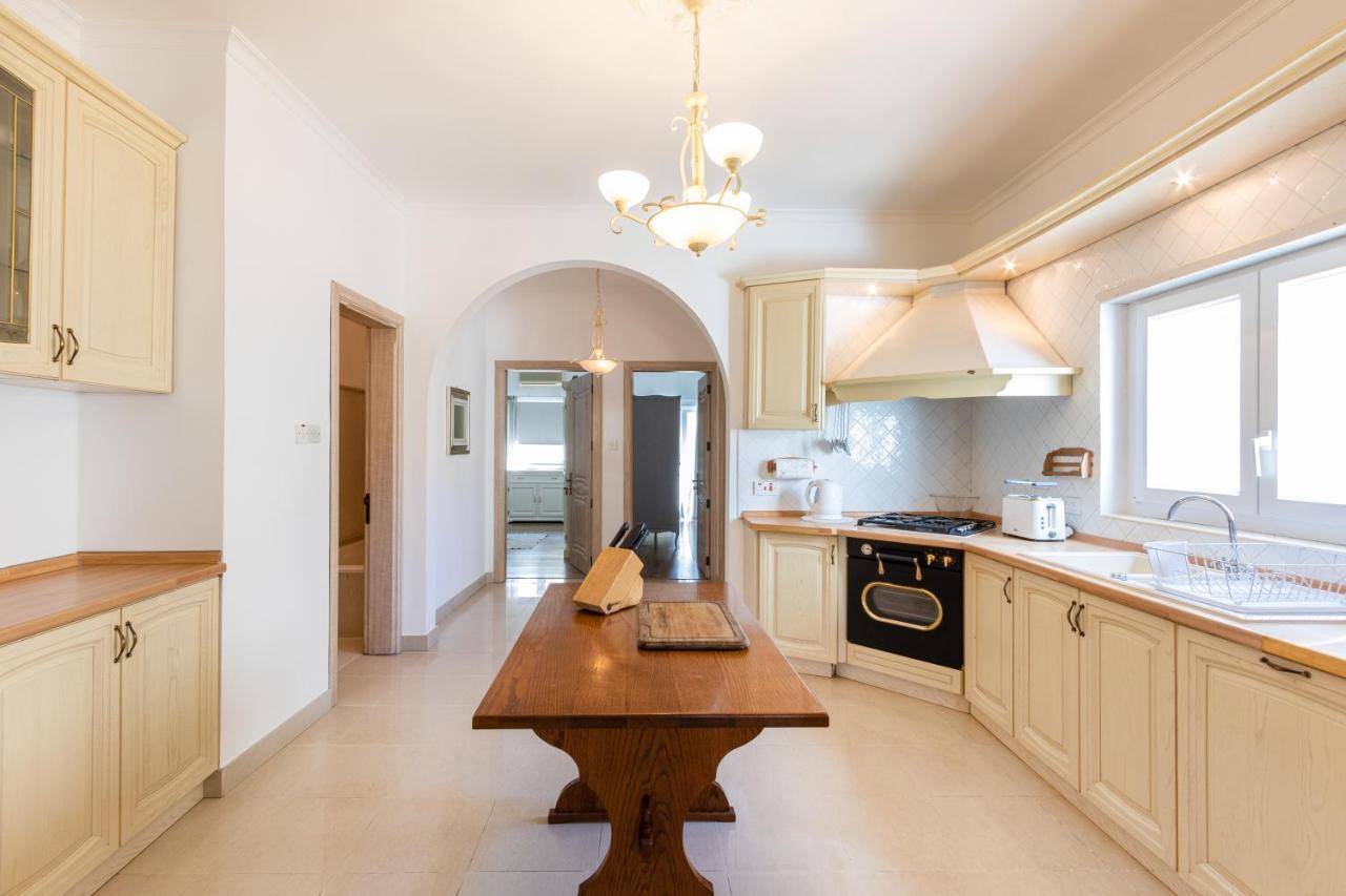 70/2- Spacious & Charming 3 Bedroom Apt In Σλιέμα Εξωτερικό φωτογραφία