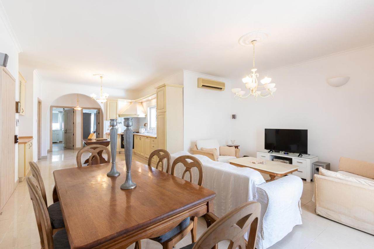 70/2- Spacious & Charming 3 Bedroom Apt In Σλιέμα Εξωτερικό φωτογραφία