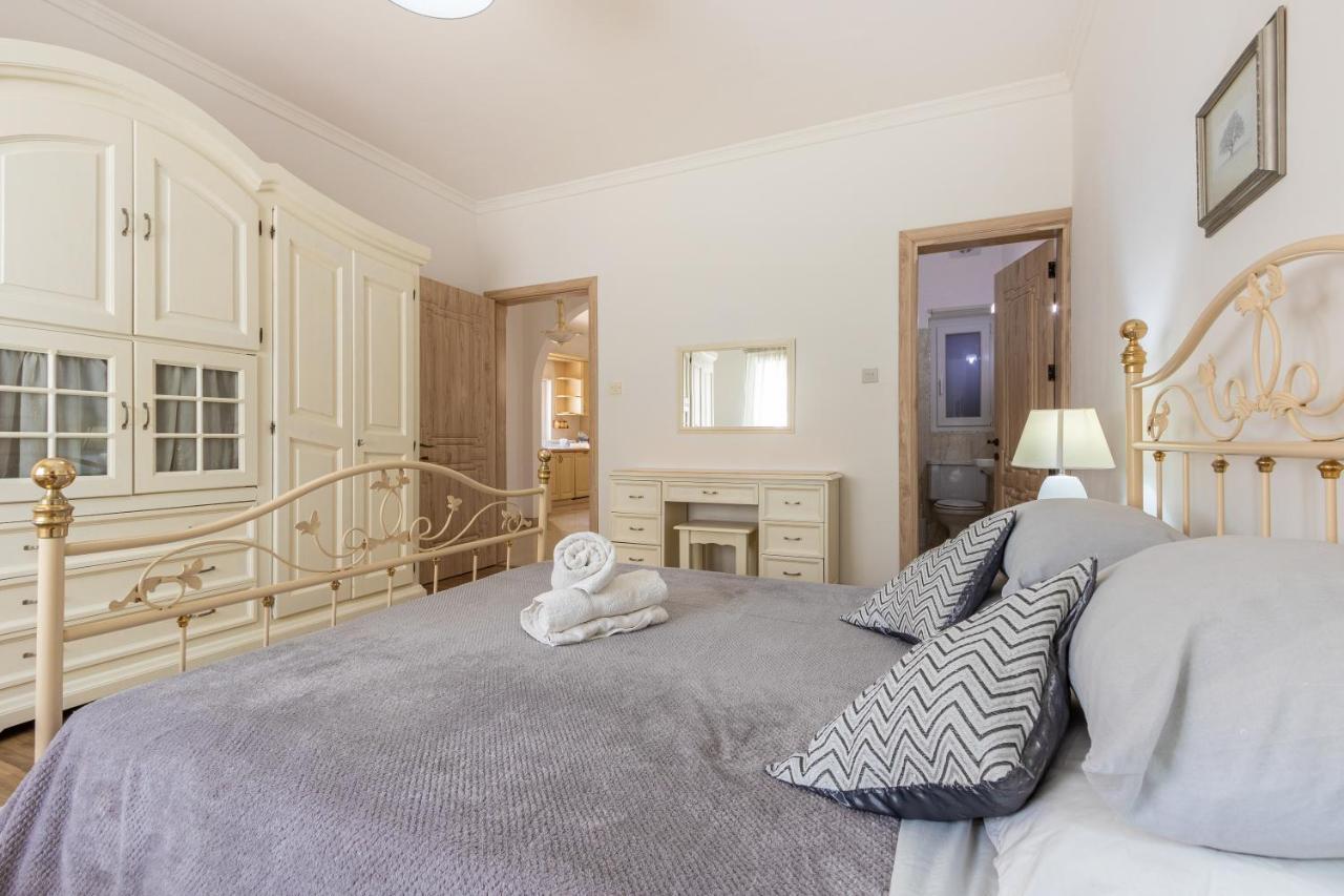 70/2- Spacious & Charming 3 Bedroom Apt In Σλιέμα Εξωτερικό φωτογραφία
