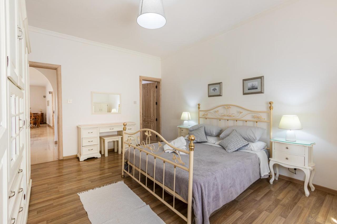 70/2- Spacious & Charming 3 Bedroom Apt In Σλιέμα Εξωτερικό φωτογραφία